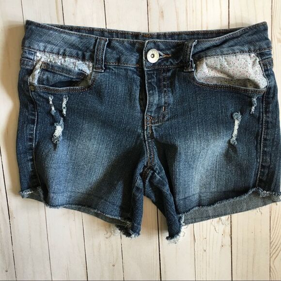 L.e.i. Blue Denim Jean Shorts Juniors SZ 5 Ashley Low Rise Cutoff Raw Hem - Picture 1 of 7